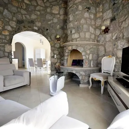 5 Star With 4 Bedrooms, Dalaman 1049